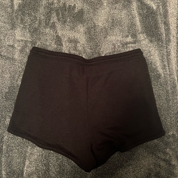 Wilfred free shorts - Picture 3 of 3